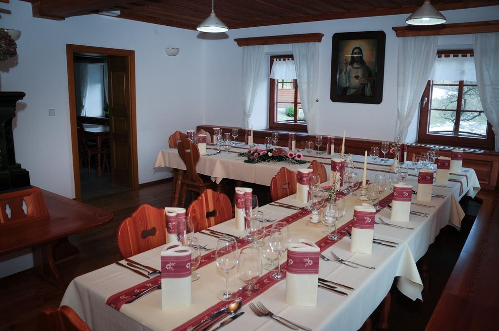 Farm Stay Bukovje 류브노 외부 사진